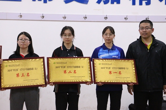 2e4bde333e35453298fbb96c4fd6ccf6.jpg 2e4bde333e35453298fbb96c4fd6ccf6.jpg