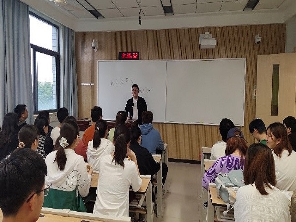 ba3cc619966e40f78f8f9bddbc0e9014.jpg 农管1902-1.jpg