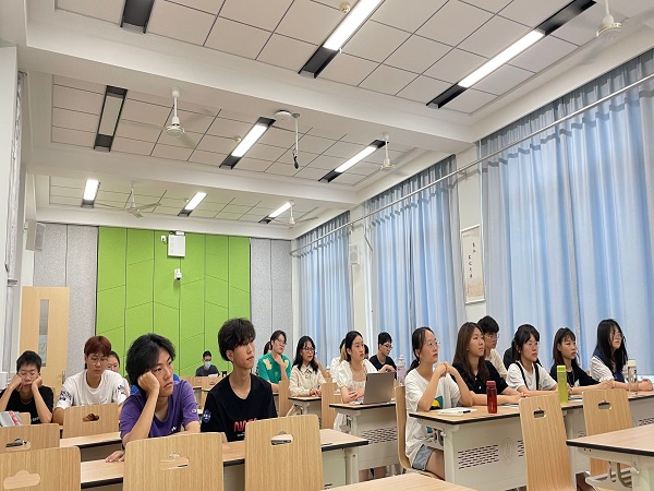 e27b822ccbbc4a0b9fca3d9446ce0b05.jpg 3.jpg