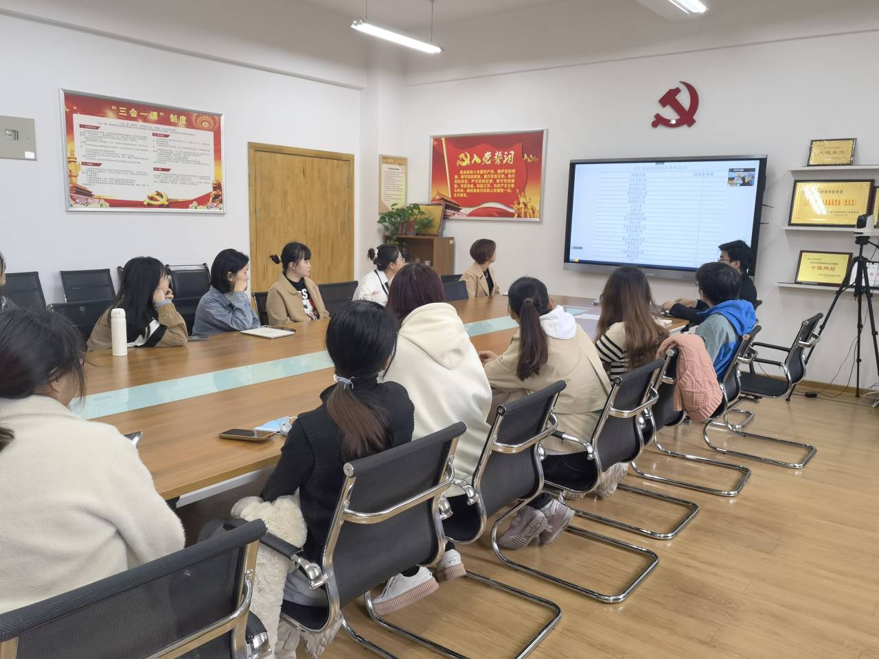 1c73185f58d44b2d9a9469afc5599a2e.png 1c73185f58d44b2d9a9469afc5599a2e.png