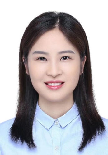 f3b573f271f64b9996cba7ca5ac5f6eb.jpg 李蕾.jpg