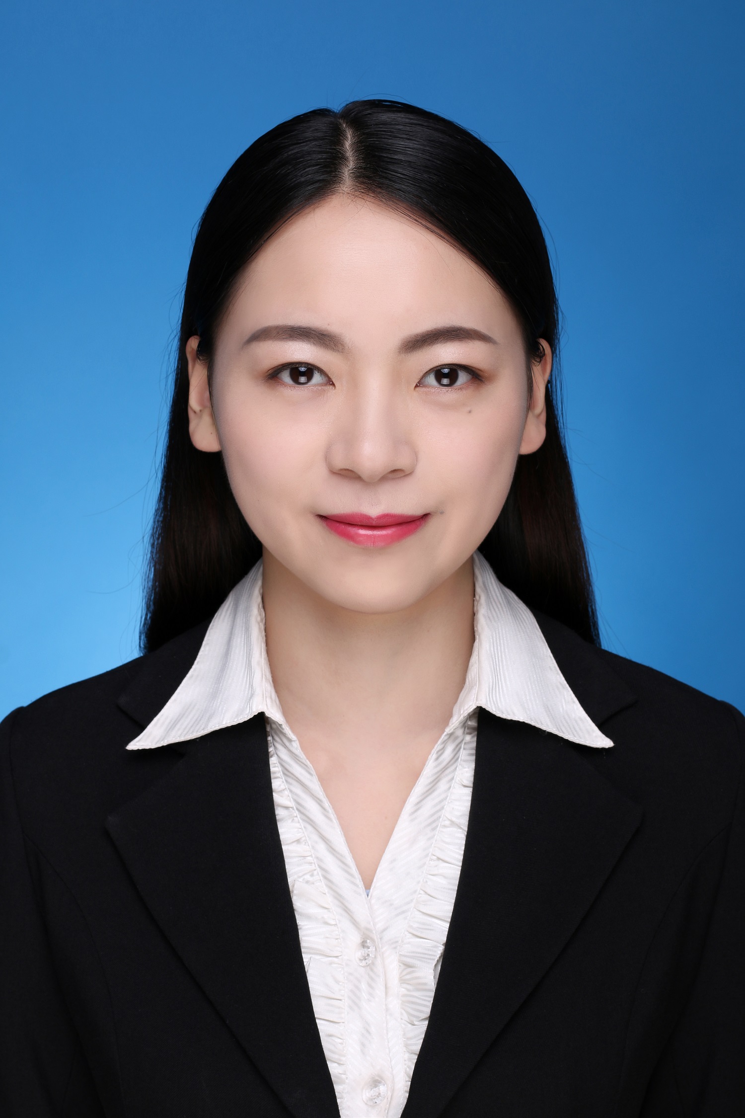 6c8f181e693d4cbdbaf786e28dc8ad1a.jpg 张翼凌.jpg